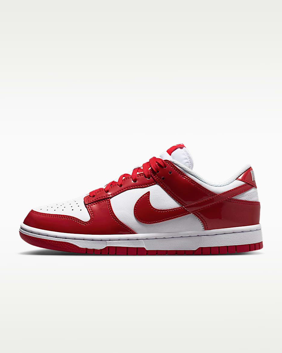 Nike Dunk Low SE 女子运动鞋 - 白色/白色/金属银/大学红