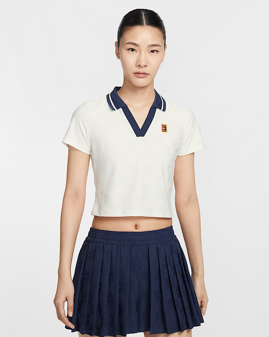 帆白/深藏青