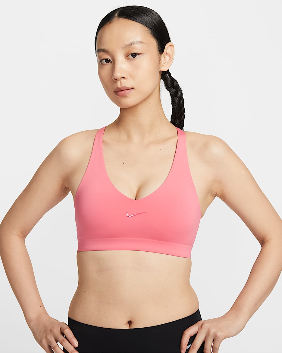 Nike Universa 女子中强度支撑速干衬垫防汗渍运动内衣 - 珊瑚红/龙虾红/浅熔化红