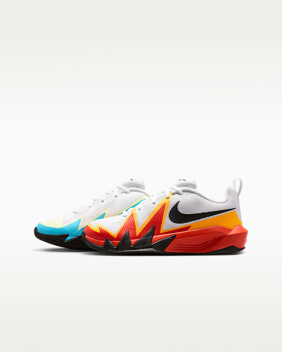 Nike S.T. Dynamite 耐克小火星大童篮球鞋 - 米白/热情红/电流蓝/黑