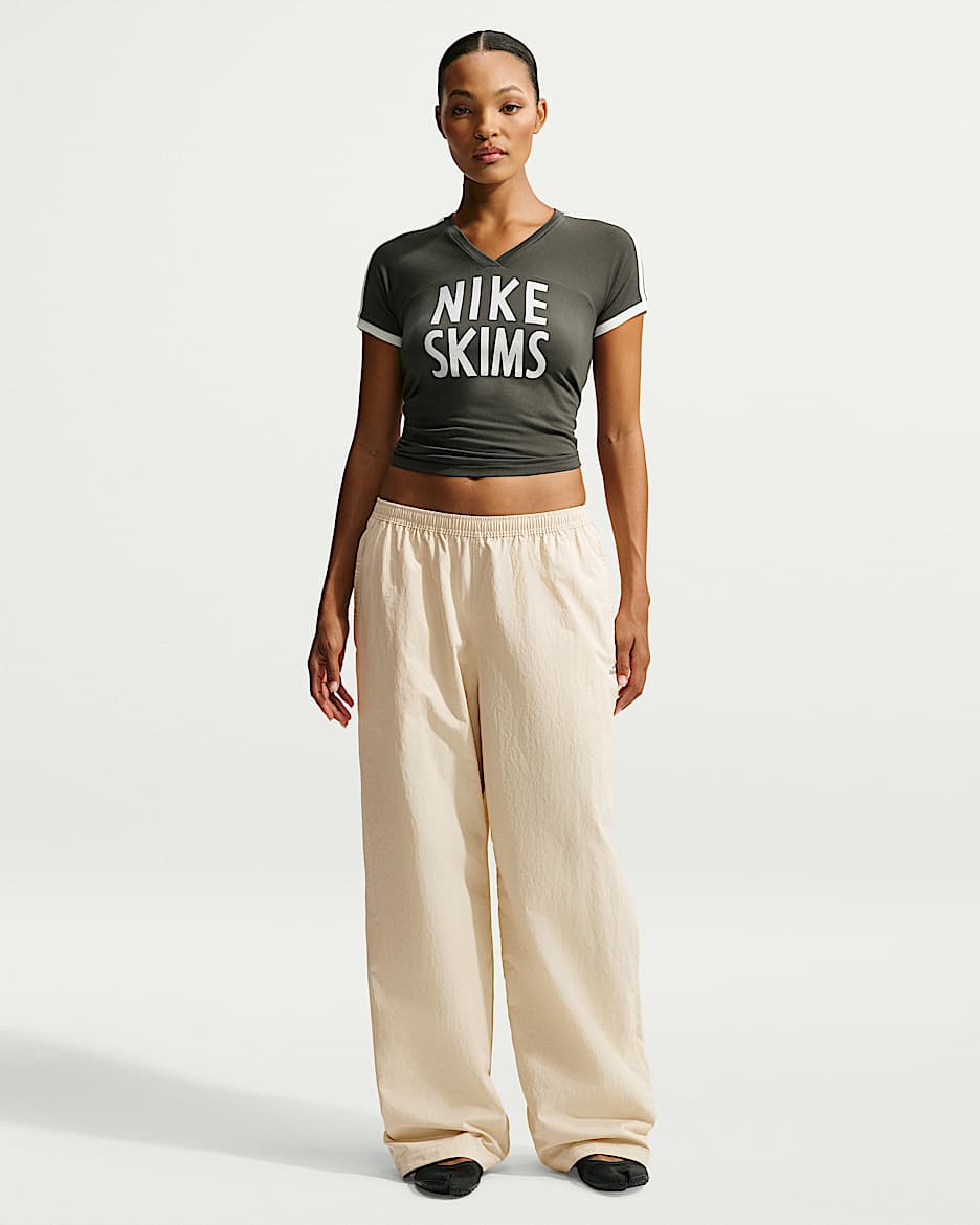 NikeSKIMS Crunchy Nylon 女子阔腿长裤 - NSKM Parchment