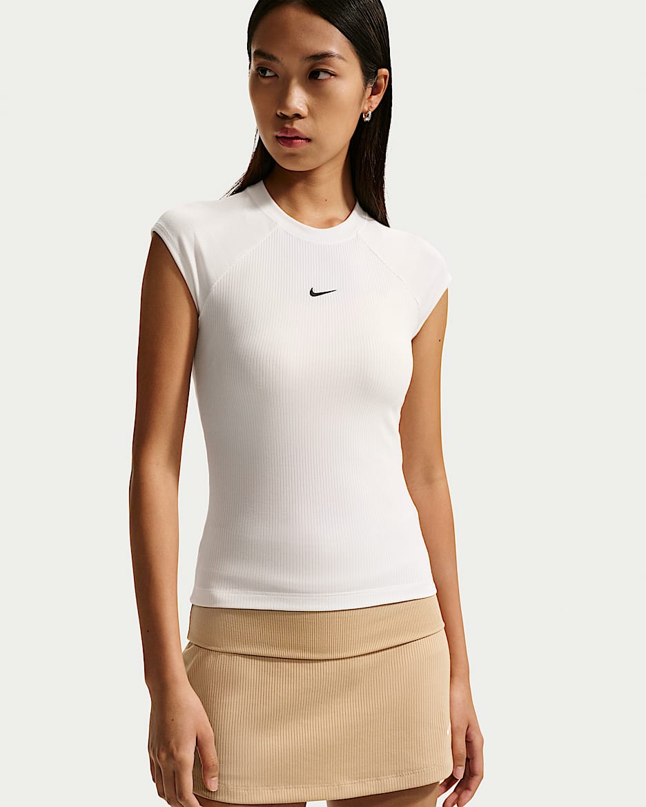 Nike Sportswear Chill Knit 女子紧身短袖罗纹上衣 - 帆白/黑