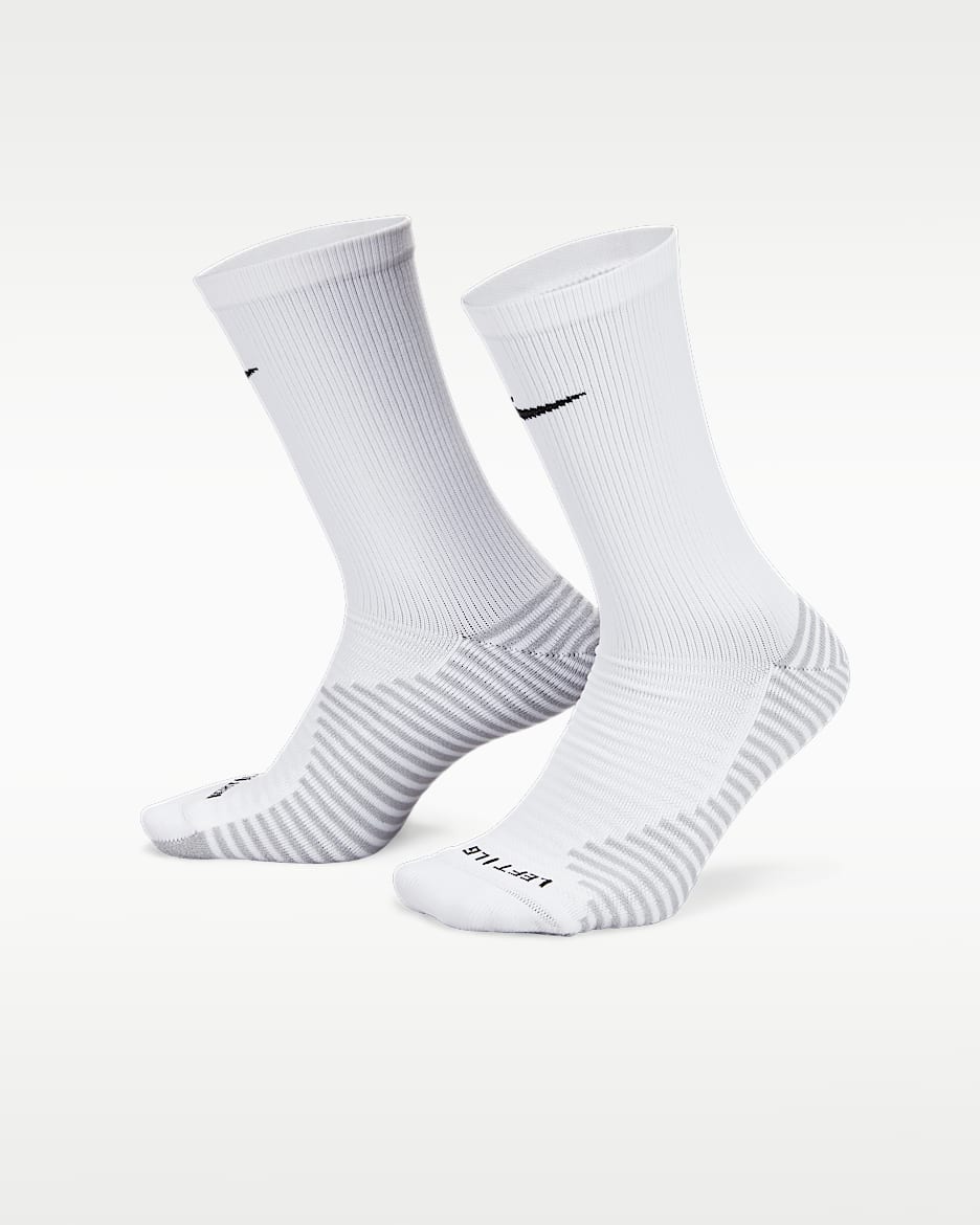 Nike Strike 速干中筒足球袜(1 双) - 白色/黑