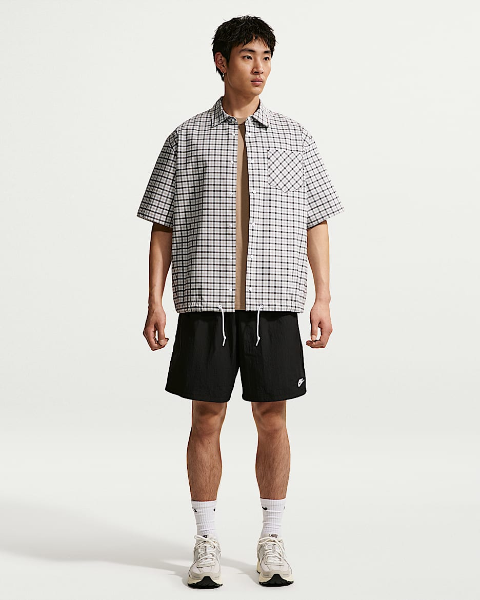 Nike Sportswear Club 男子运动短裤 - 黑/白色