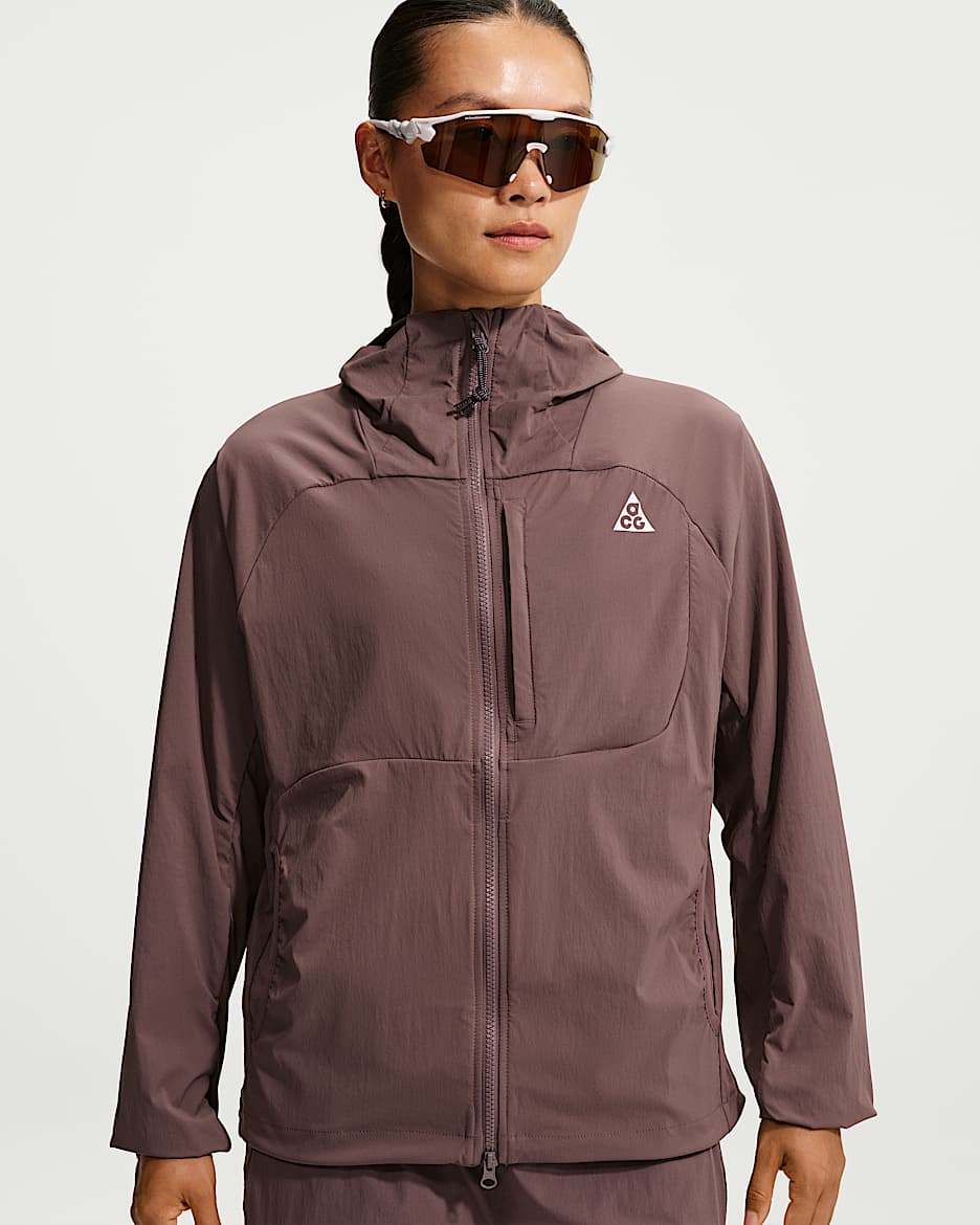 Nike ACG "Five Towers" 女子速干夹克防晒衣 - 图腾黑紫/图腾黑紫/山峰白