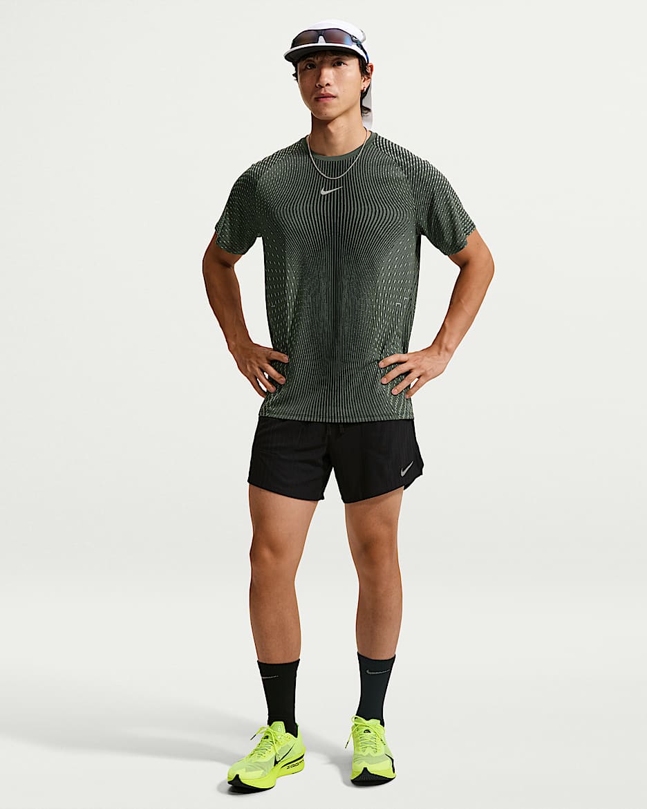 Nike Stride Aero-FIT 男子跑步短裤(含衬裤) - 黑