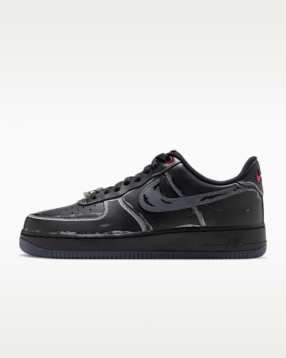 Nike Air Force 1 '07 男子空军一号运动鞋 - 黑/健身红/金属银/隐形灰