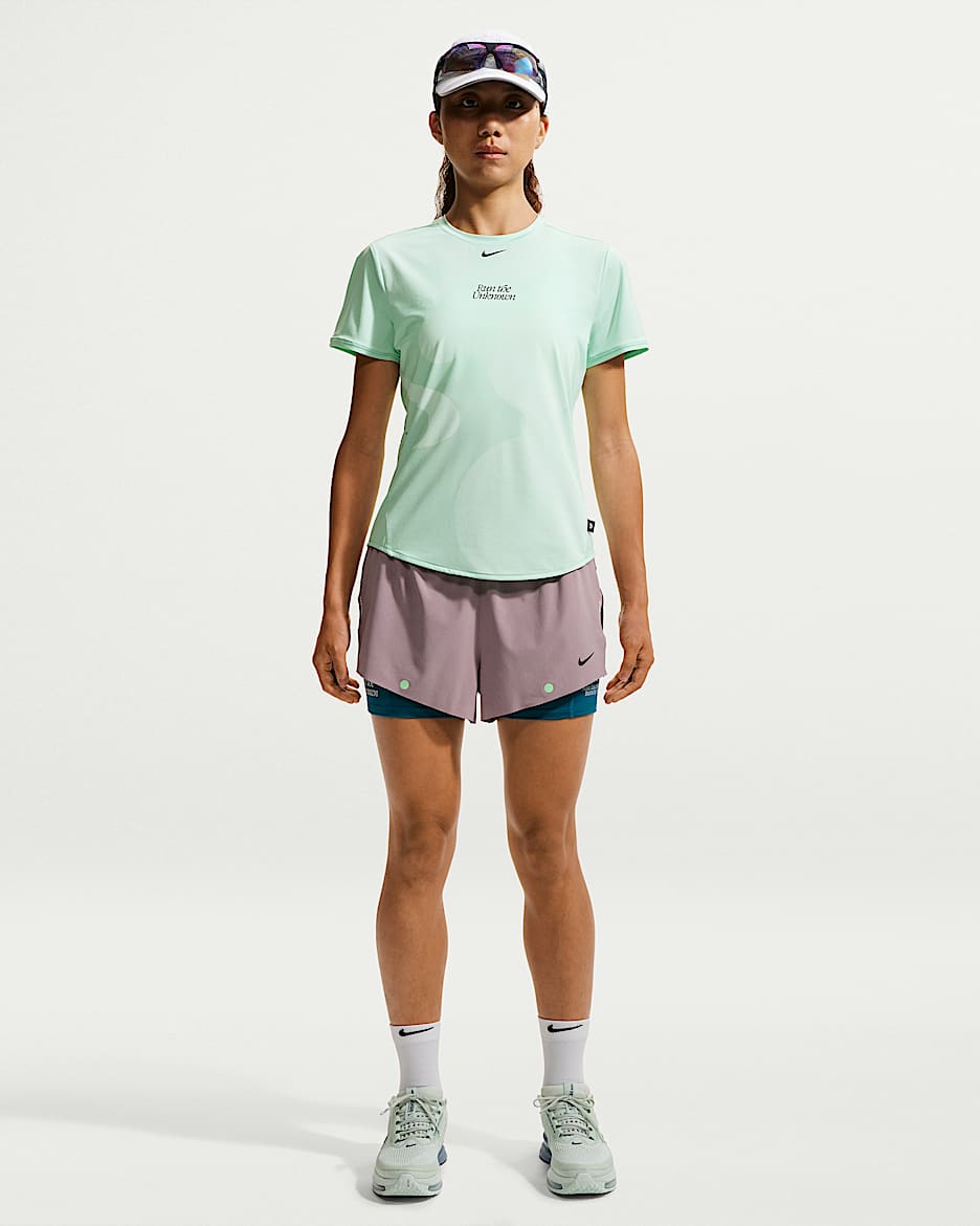 Nike Swift Dri-FIT 女子速干中腰二合一跑步短裤 - 浅矿石紫