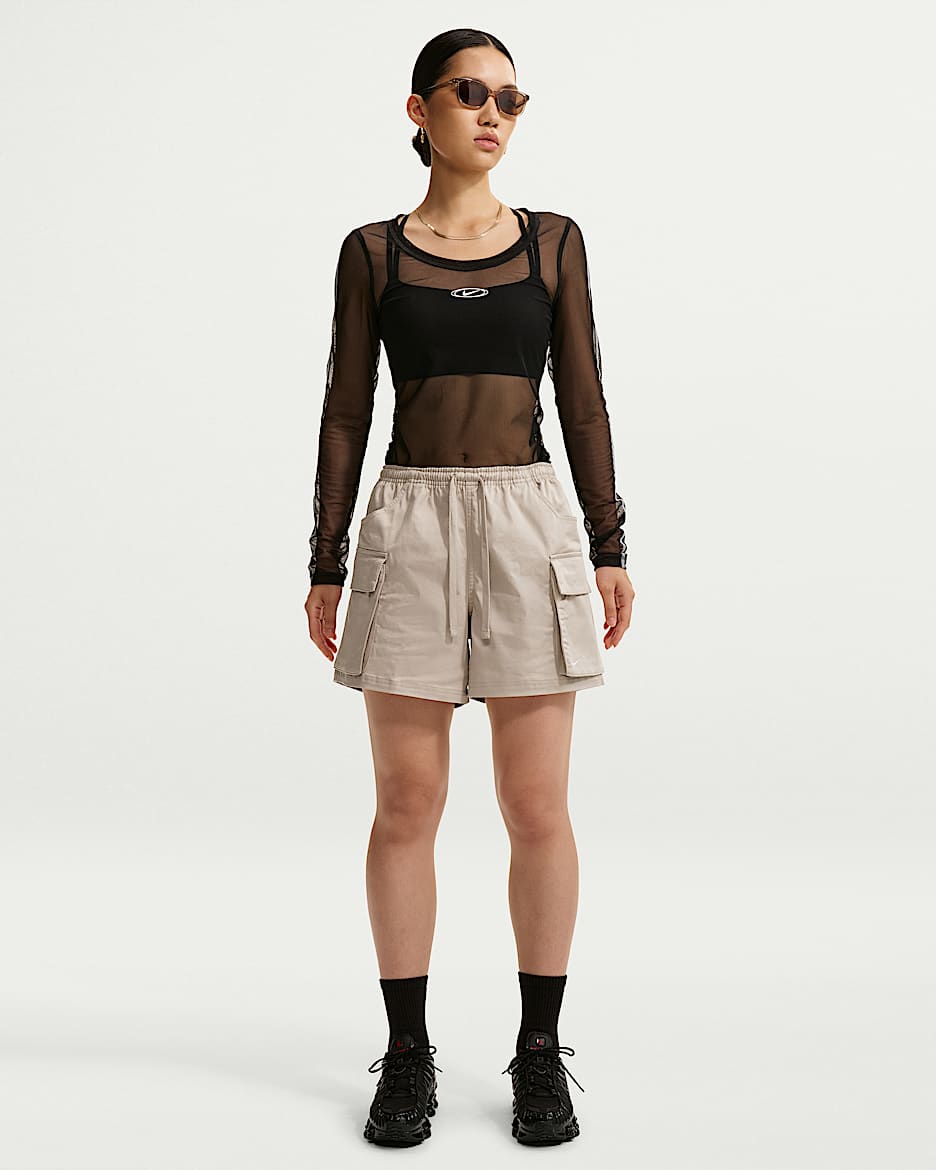 Nike Sportswear 女子宽松中腰梭织工装短裤 - 奶白 II/白色