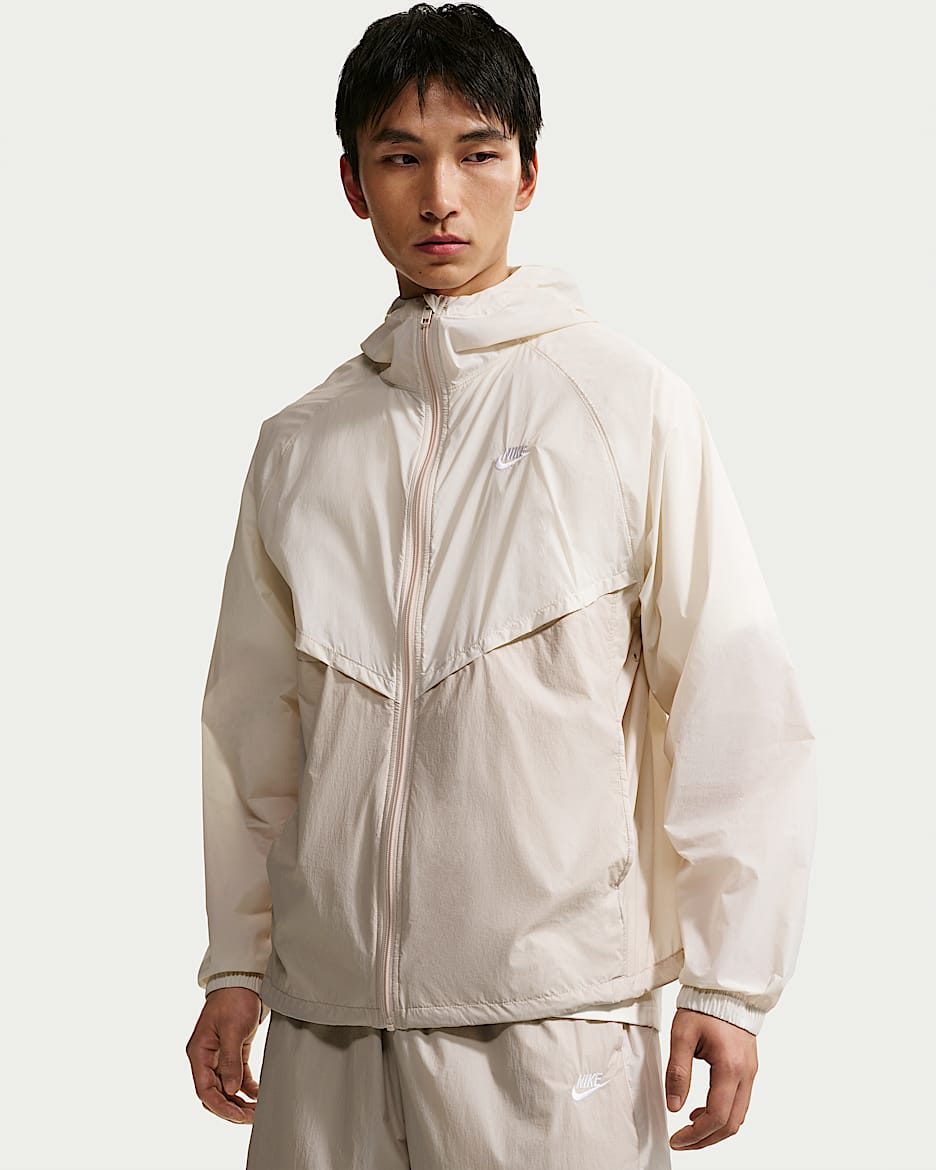 Nike Windrunner 男子无衬里全长拉链开襟夹克防晒衣皮肤衣 - 浅土褐/奶白 II/白色
