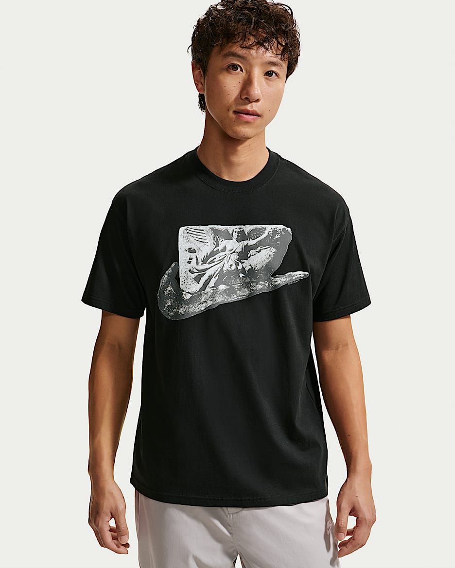 Nike Sportswear 男子短袖T恤 - 黑