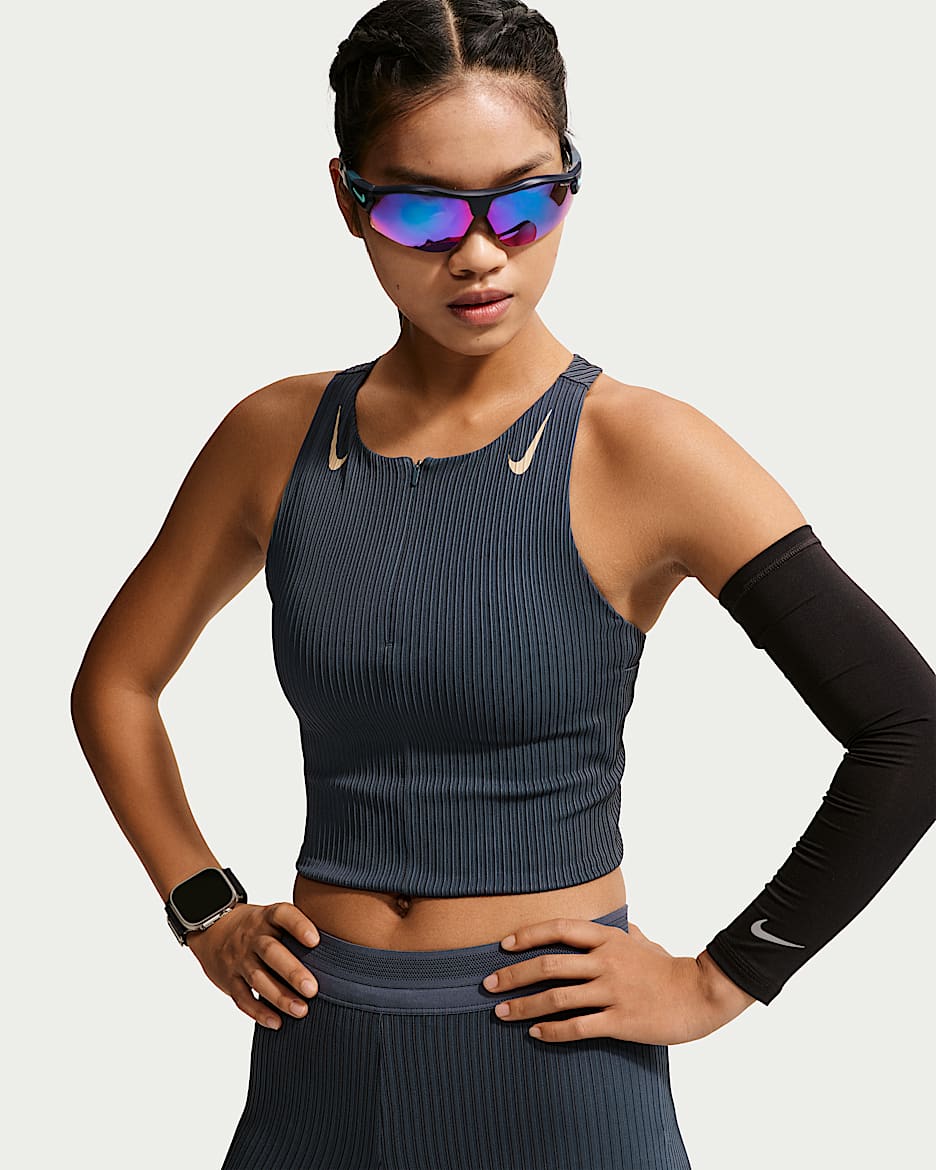 Nike AeroSwift Dri-FIT ADV 女子速干短款跑步背心 - 闪电蓝/亚麻