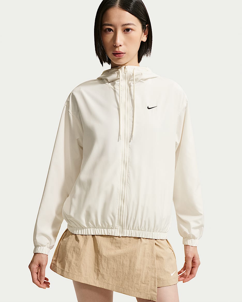 Nike Sportswear 女子宽松连帽夹克防晒衣皮肤衣 - 帆白/黑