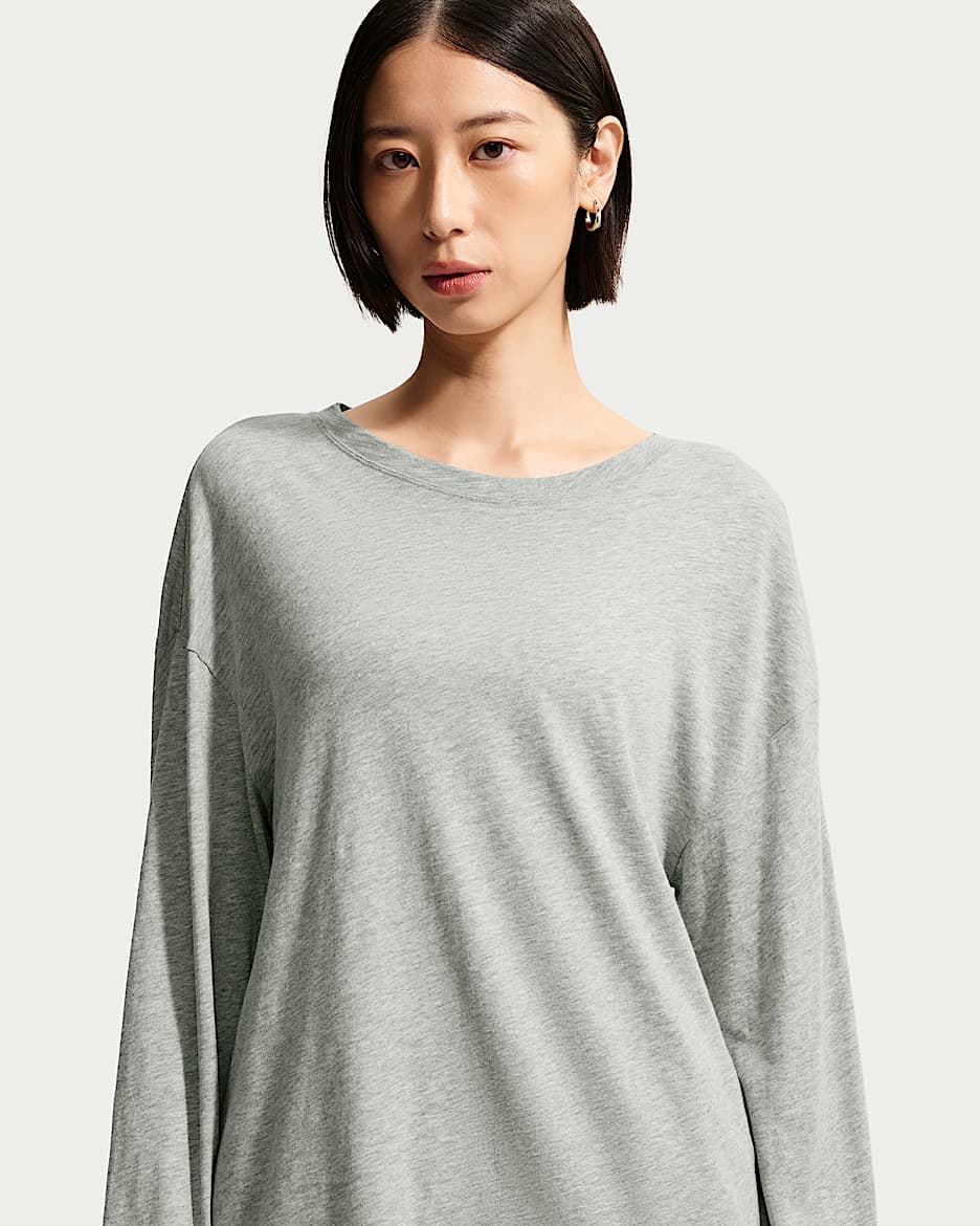 Nike Sportswear 女子 Oversize 风长袖上衣 - 调色暗灰/微粒灰