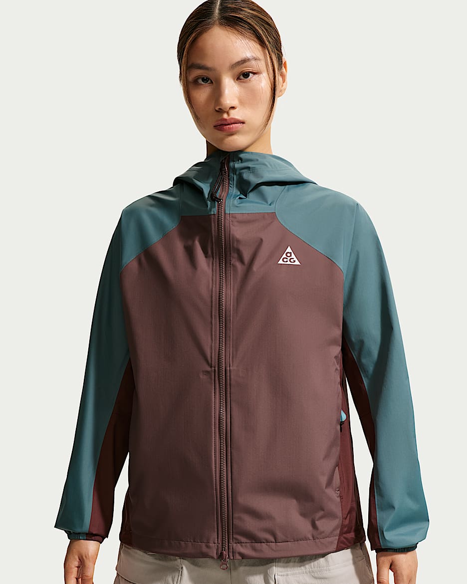 Nike ACG "Phantazma" Storm-FIT ADV 2.5L 女子防风防水夹克硬壳冲锋衣 - 矿物岩板蓝/图腾黑紫/神秘枣红/山峰白