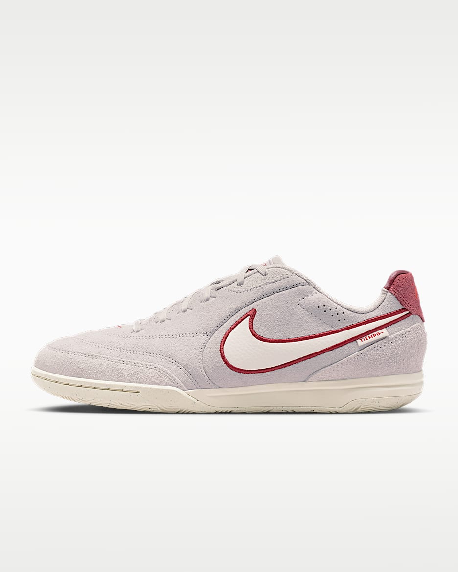 Nike Tiempo Streetgato PRM 耐克天迫系列男/女 IC 室内/球场低帮足球鞋 - 温和冷月光/队红/粉白