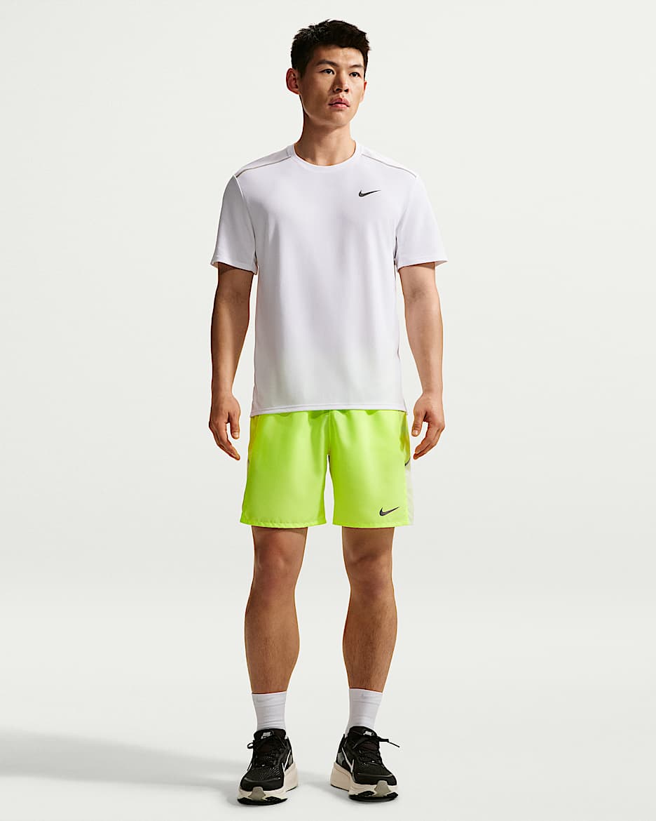 Nike Miler Dri-FIT 男子速干跑步短裤（无衬裤） - 荧光冰黄/微黄绿