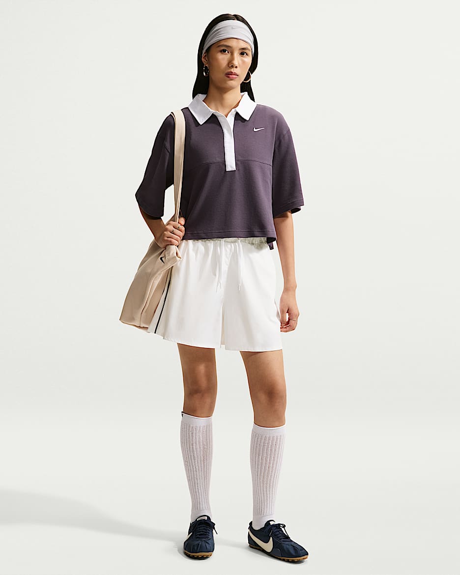 Nike Sportswear 女子宽松中腰短裤 - 白色/黑/黑