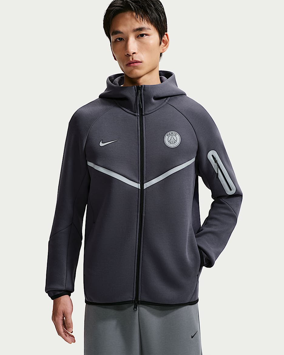 巴黎圣日耳曼足球俱乐部 Tech Windrunner Nike 男子反光装饰足球全长拉链开襟夹克 - 铁架黑