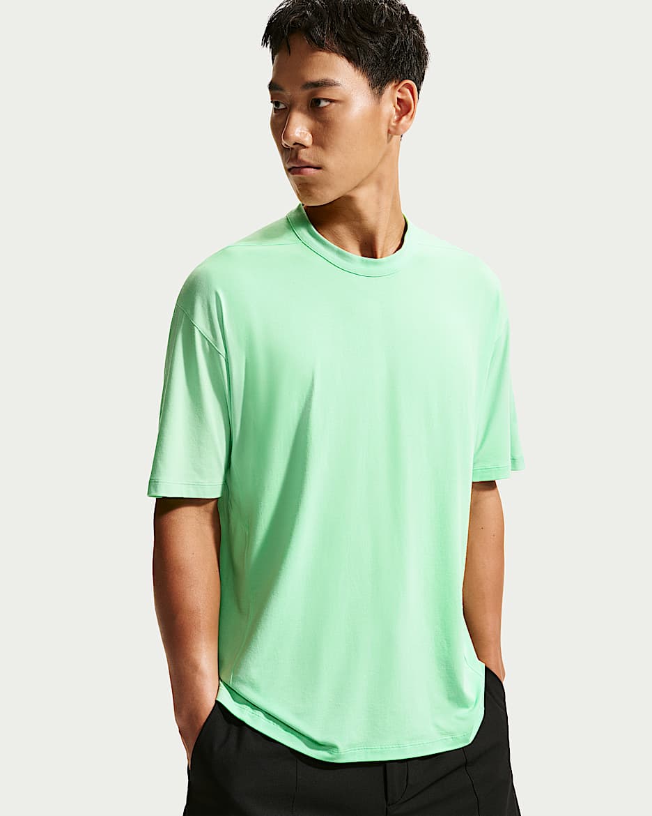 Nike 24.7 ImpossiblySoft Light Dri-FIT  超感柔软男子速干短袖T恤 - 静谧黄瓜绿/帆白/梦幻绿