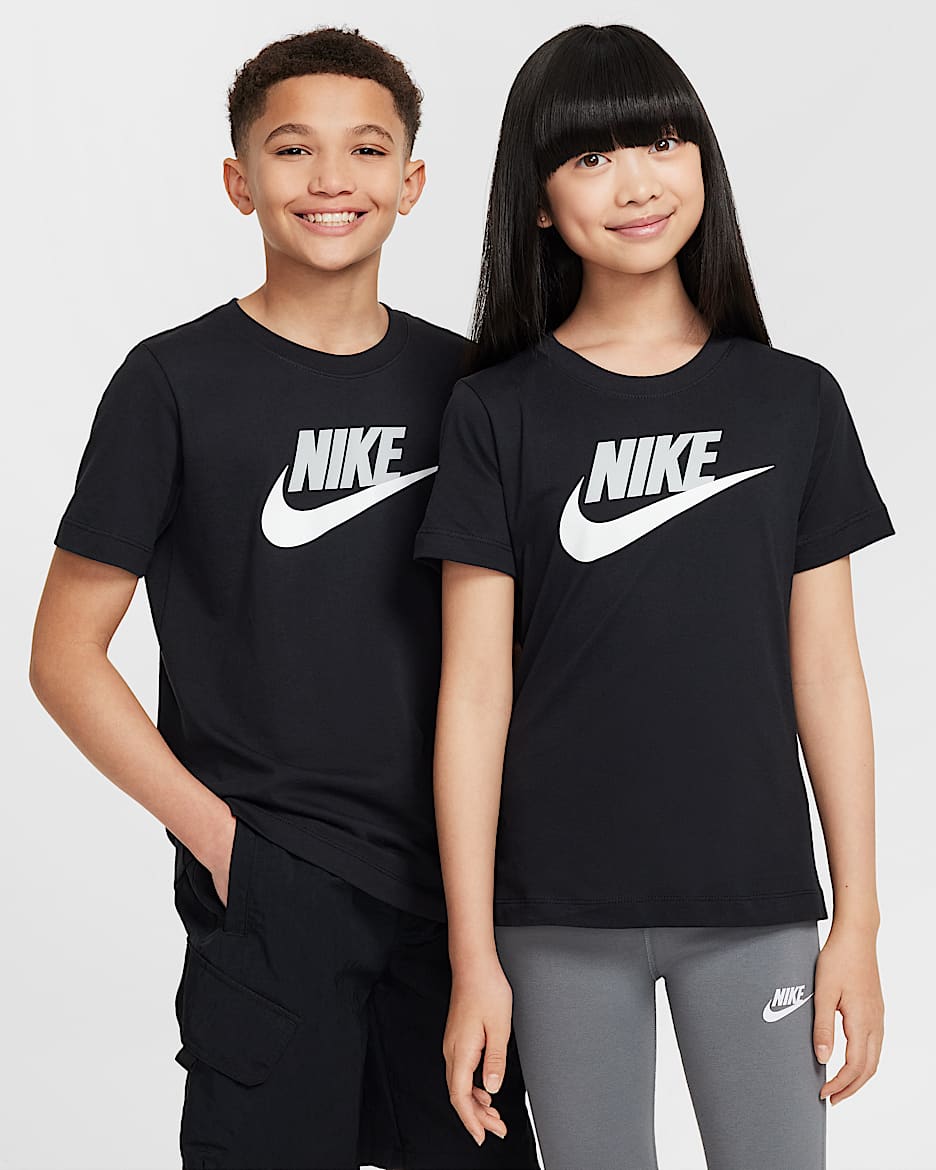 Nike Sportswear 大童T恤 - 黑
