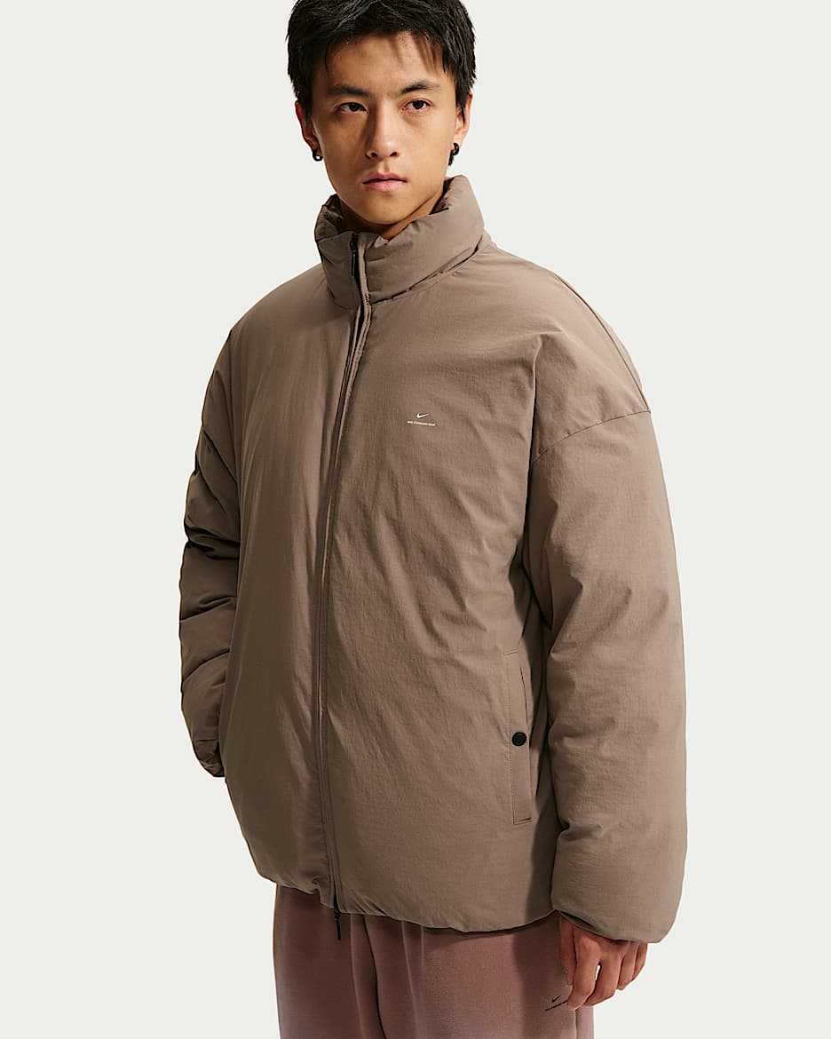 Nike Standard Issue Therma-FIT 耐克篮球小标系列男子篮球羽绒夹克 - 貂棕/淡象牙白