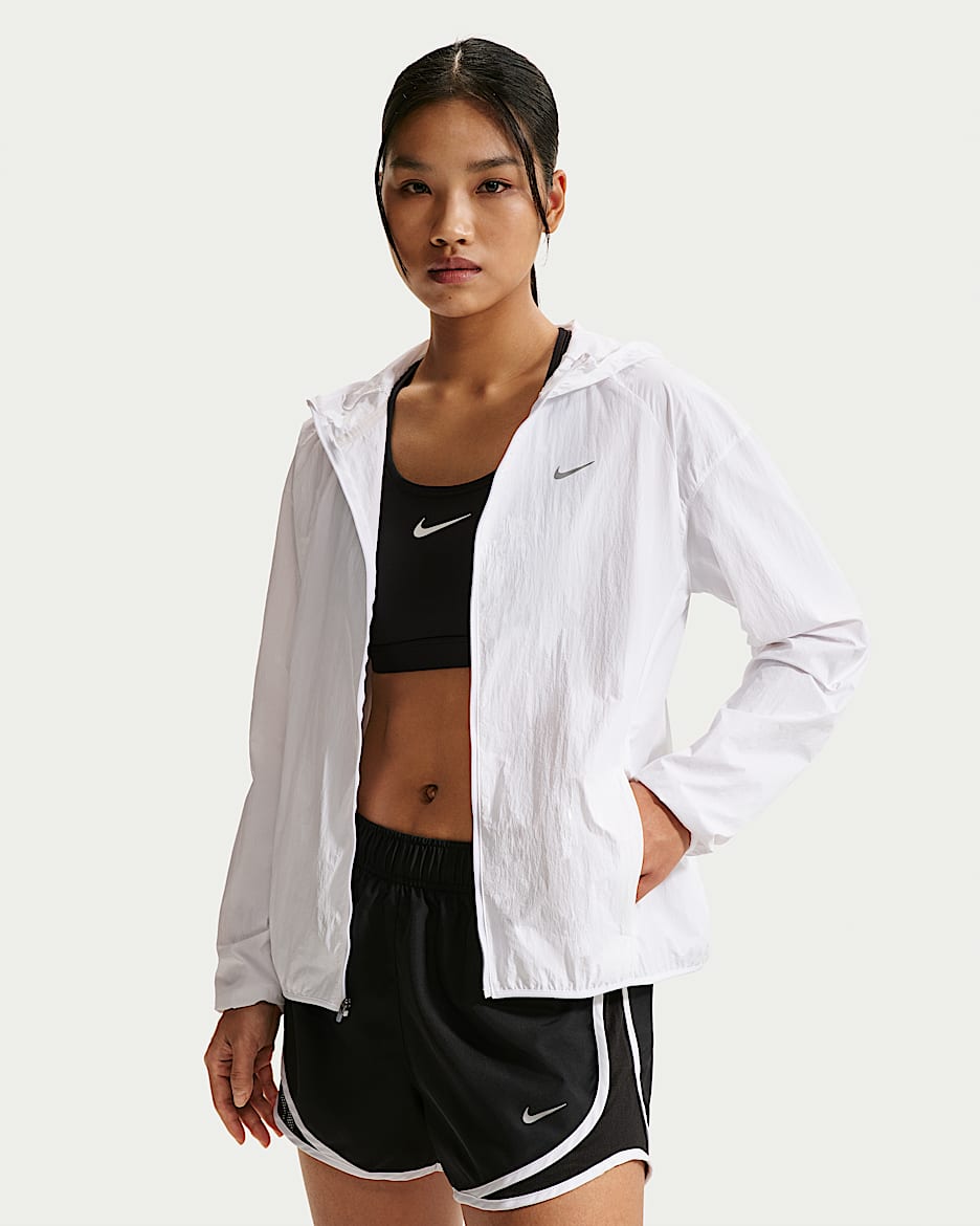 Nike Tempo 女子轻便型跑步夹克防晒衣皮肤衣 - 白色