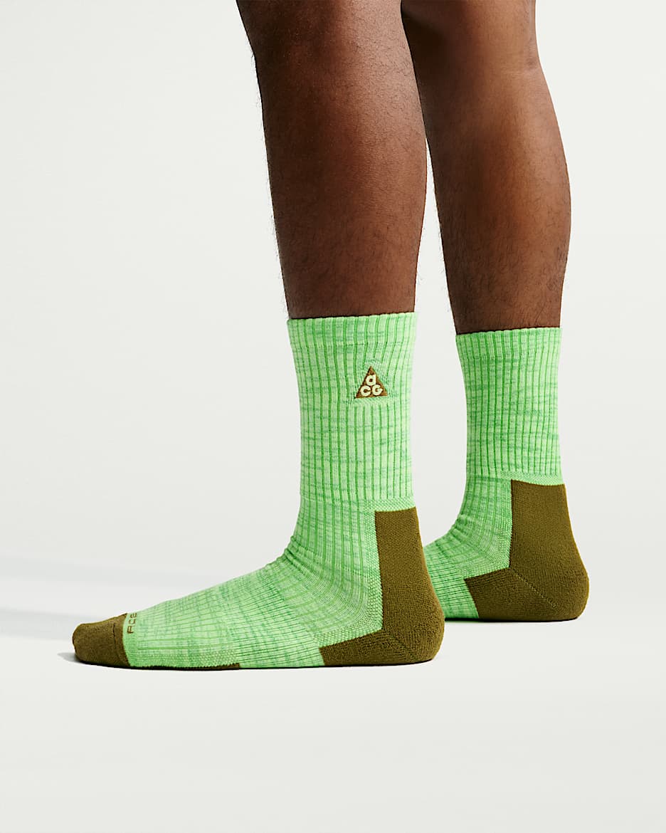 Nike ACG Everyday 舒适中筒运动袜（1 双） - 明绿/蒸气绿/爆炸绿黄/荧光冰黄