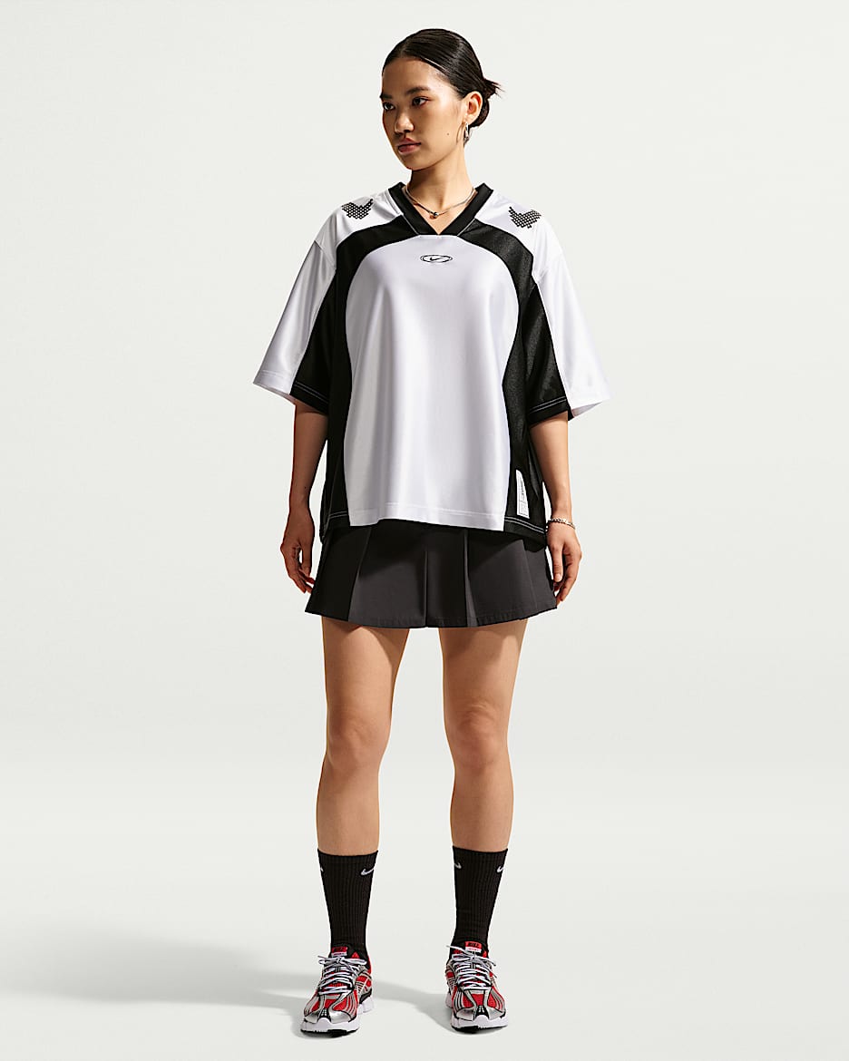 Nike Sportswear 女子褶裥半身裙 - 黑/峻岩