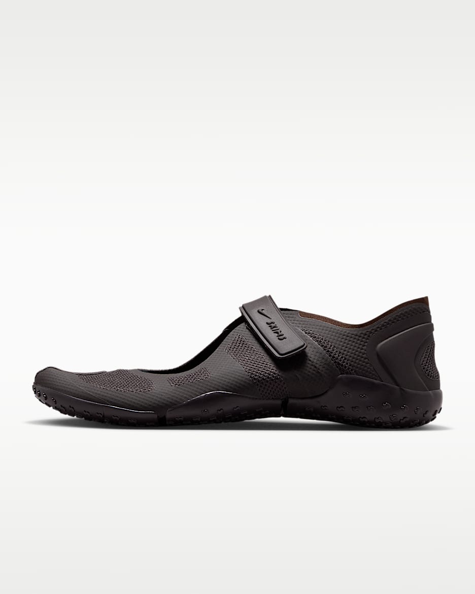 NikeSKIMS Rift Mesh 女子运动鞋 - 焦油黑/焦油黑/焦油黑
