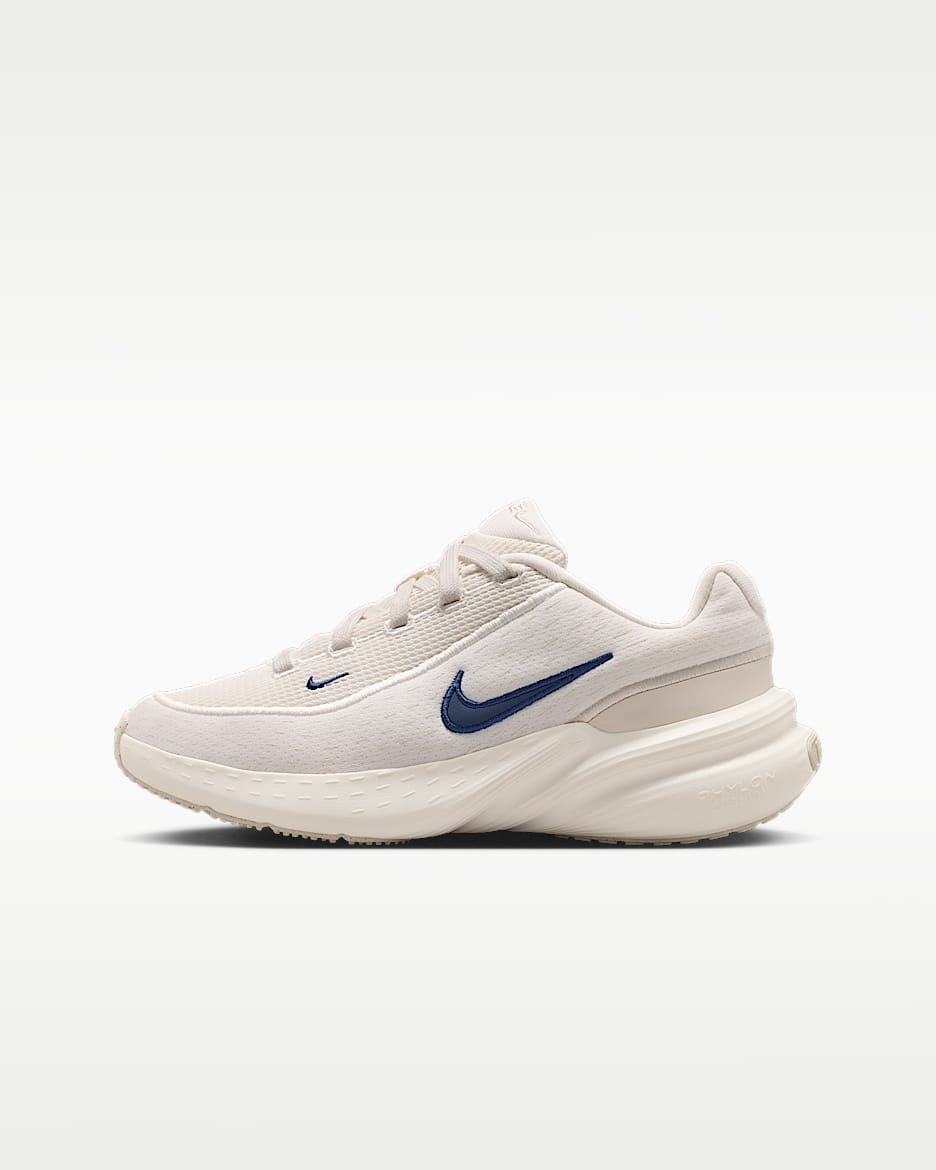 Nike Uplift SC 大童运动鞋 - 幻影灰白/浅土褐/帆白/深藏青