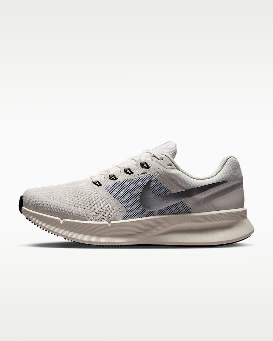 Nike Run Swift 3 女子公路跑步鞋 - 帆白/白色/黑/金属银