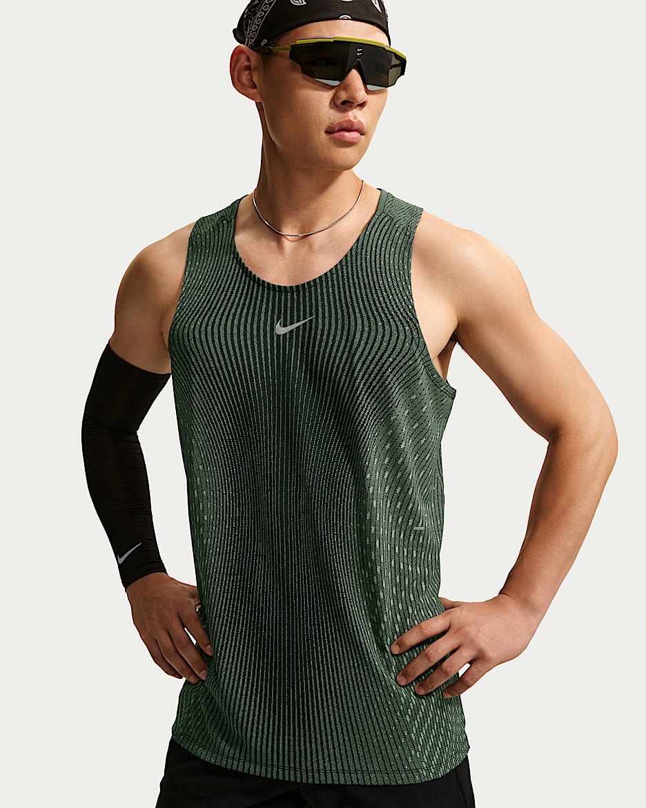 Nike Stride Aero-FIT 男子跑步背心 - 黑/浅绿