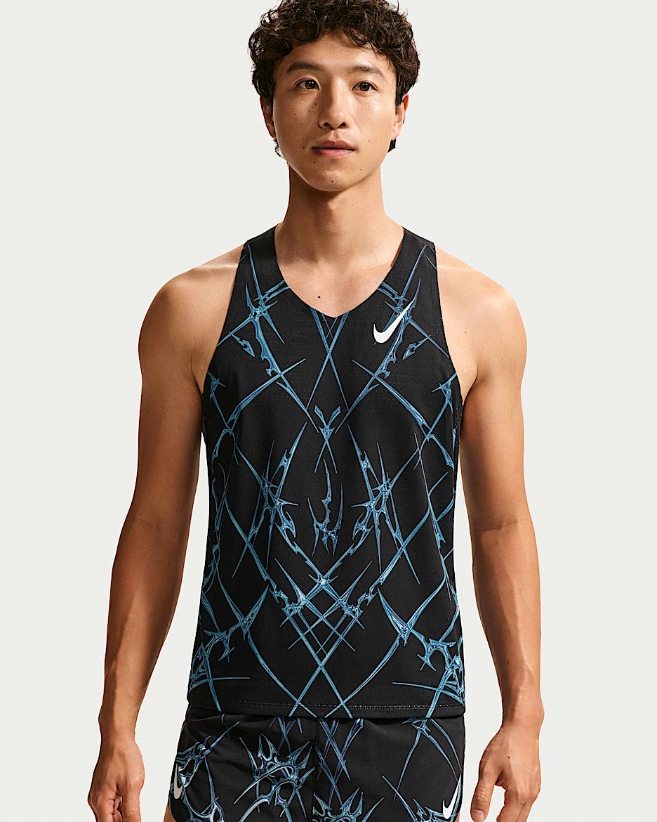 Nike AeroSwift Dri-FIT ADV 男子速干印花跑步背心 - 黑/白色