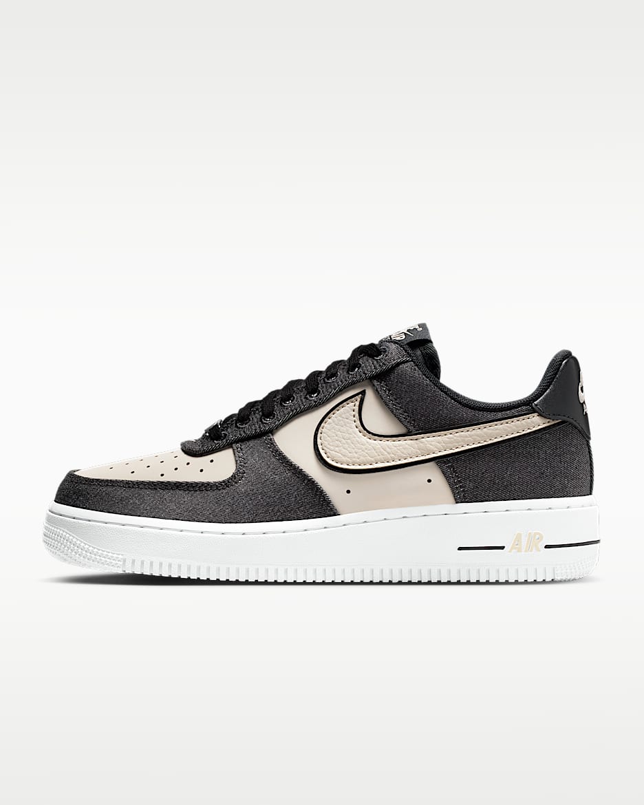 Nike Air Force 1 '07 SE 女子空军一号运动鞋 - 黑/白色/金属银/网黄色