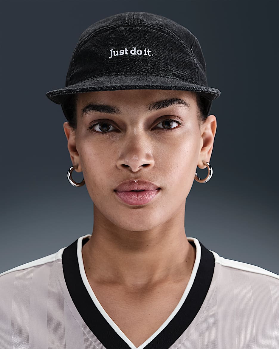 Nike Fly 软顶牛仔运动帽 - 黑/黑/白色