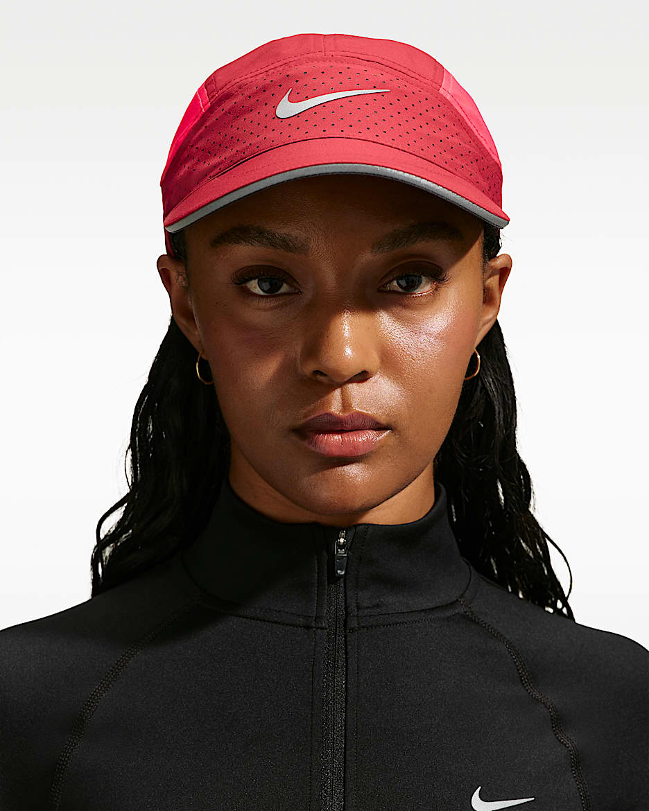 Nike Fly Dri-FIT ADV 软顶速干反光运动帽 - 深红/煤黑/熔化红