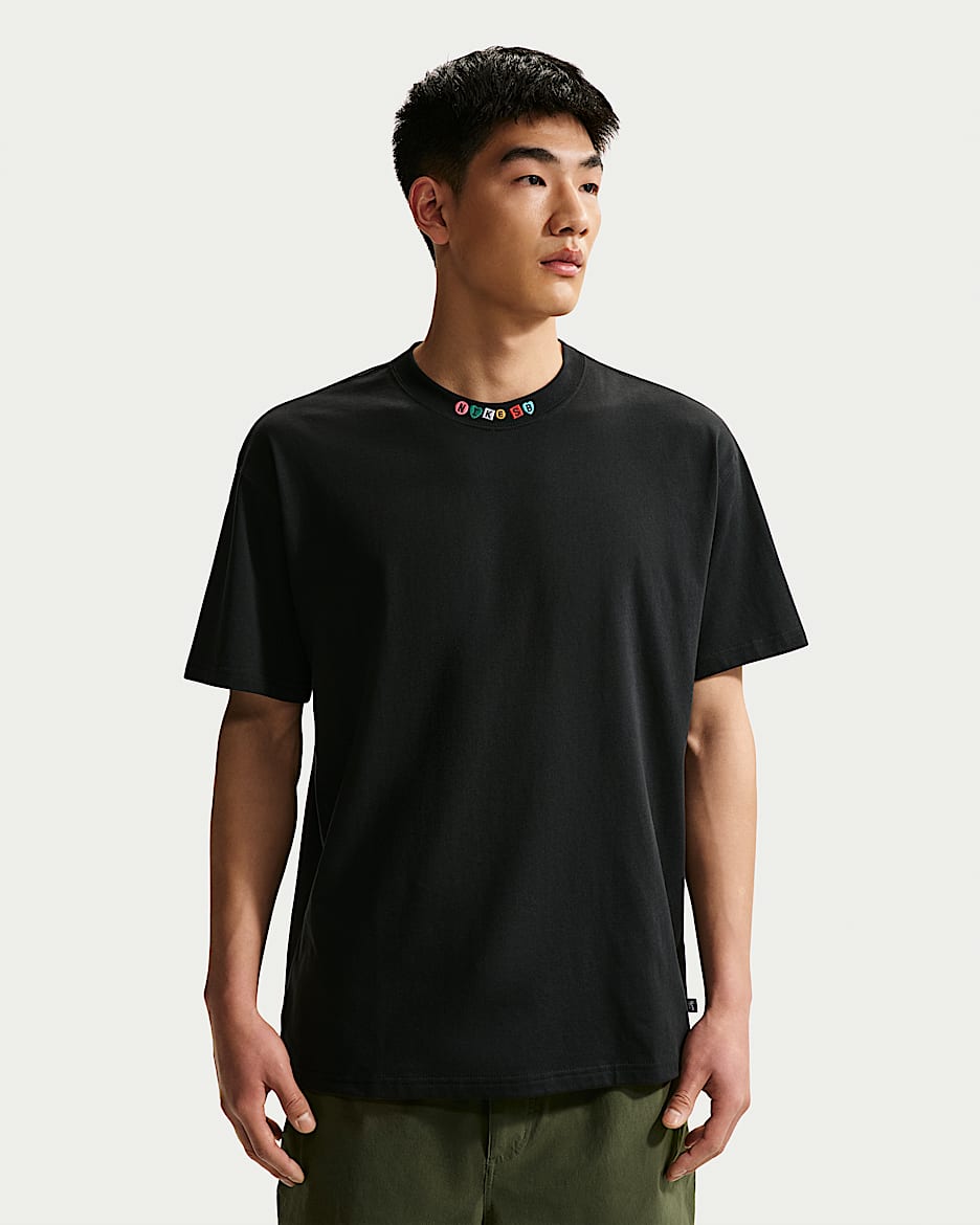 Nike SB 男子滑板T恤 - 黑