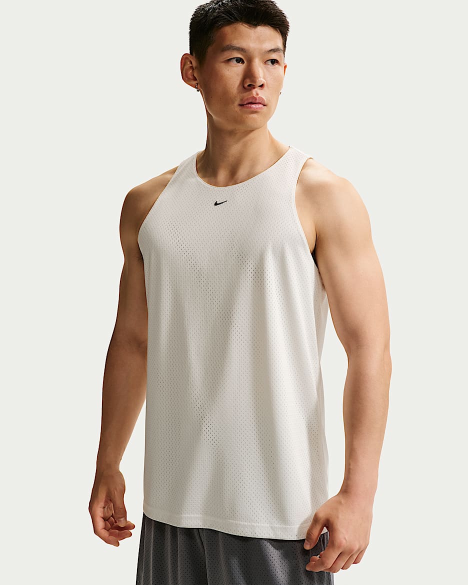 Nike Standard Issue 耐克篮球小标系列男子速干网眼布篮球球衣 - 帆白/黑