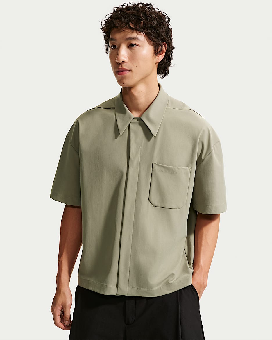 Nike 24.7 PerfectStretch Dri-FIT UV 无界弹韧男子防晒速干短袖纽扣衬衫 - 浅军绿/黑/钢绿