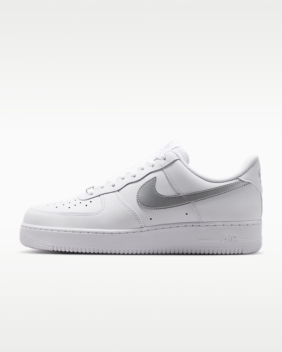 Nike Air Force 1 '07 男子空军一号运动鞋 - 白色/金属银