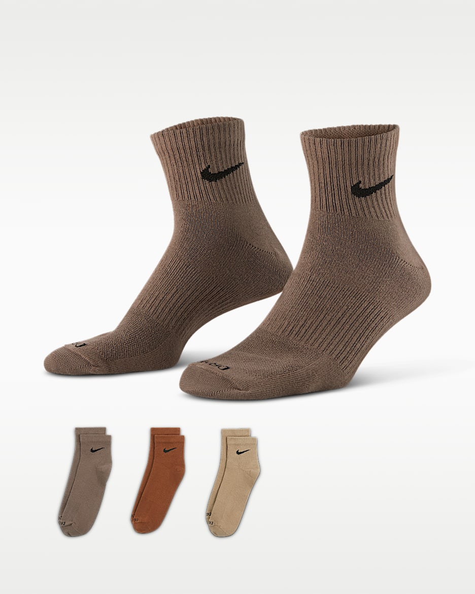 Nike Everyday Plus Lightweight 速干训练短袜（3 双） - 多色