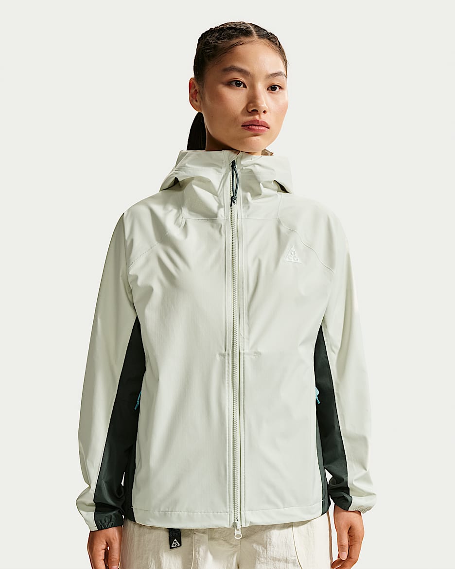 Nike ACG "Phantazma" Storm-FIT ADV 2.5L 女子防风防水夹克硬壳冲锋衣 - 海玻璃色/海玻璃色/黑云衫绿/山峰白