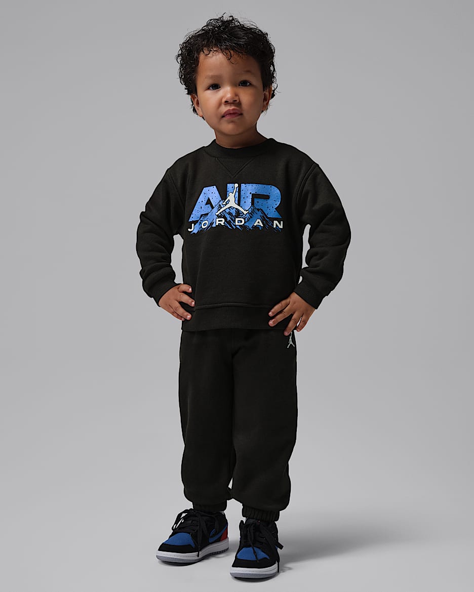 Nike Sportswear Frosted Futura 幼童加绒圆领上衣和长裤套装 - 黑