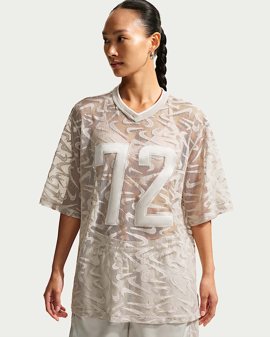 Nike Sportswear Chill Lace 女子 Oversize 风蕾丝短袖球衣 - 奶白 II/浅骨色/白色