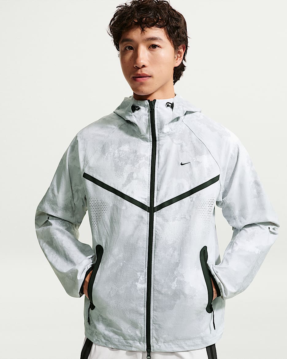 Nike Tech Windrunner Dri-FIT 男子速干梭织全长拉链开襟夹克 - 白金色/黑