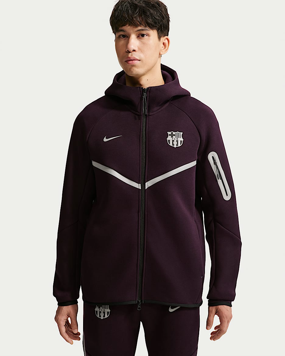 巴萨（巴塞罗那足球俱乐部） Tech Windrunner Nike 男子反光装饰足球全长拉链开襟夹克 - 暗调勃艮第酒红