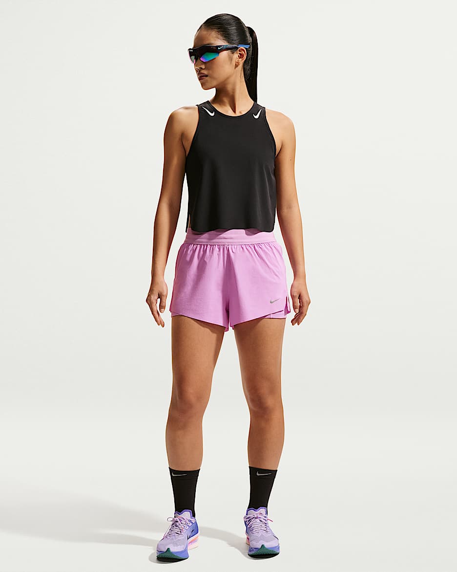 Nike Swift Dri-FIT 女子速干中腰二合一跑步短裤 - 浅品红/图腾黑紫