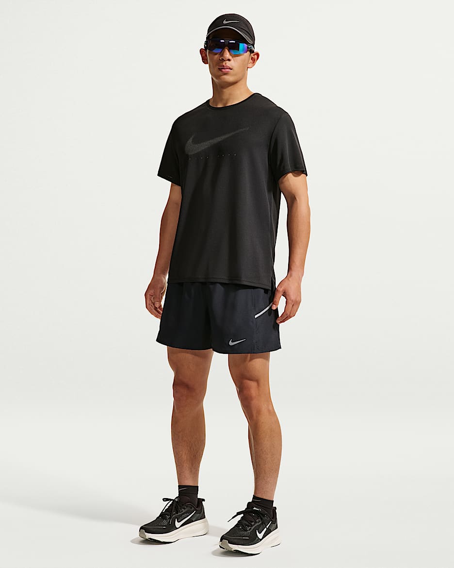 Nike Miler Dri-FIT 二合一男子速干跑步短裤 - 黑/黑