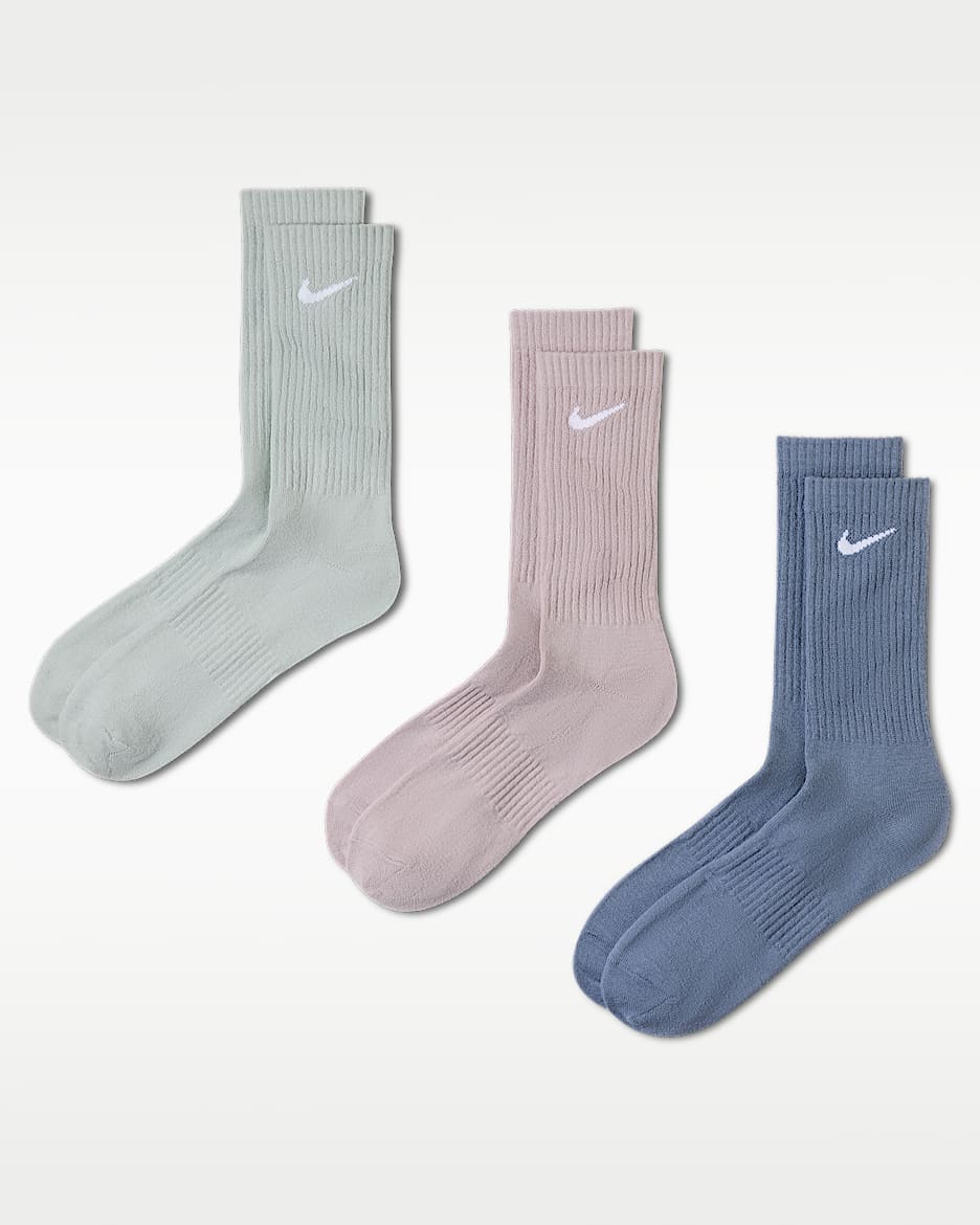 Nike Everyday Lightweight 情人节速干中筒训练袜（3 双） - 多色